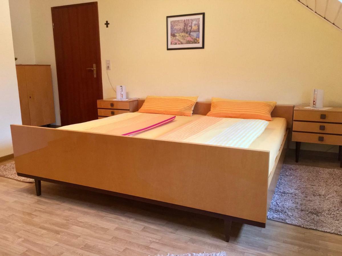 Gaestehaus Hoffmann Farschweiler Екстер'єр фото