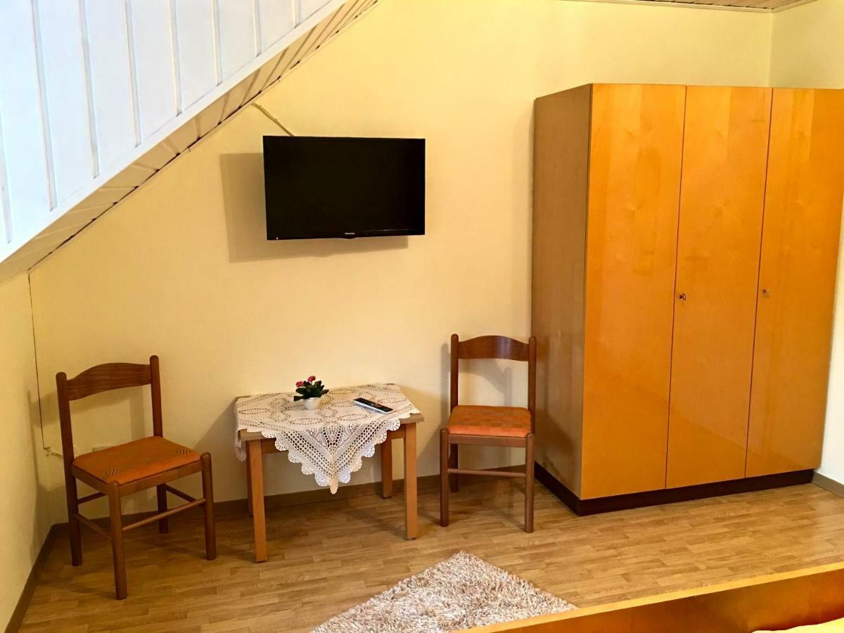 Gaestehaus Hoffmann Farschweiler Екстер'єр фото